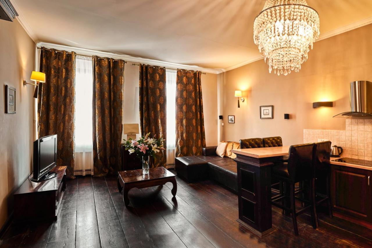Apartamenty Chleb I Wino Thorn Exterior foto